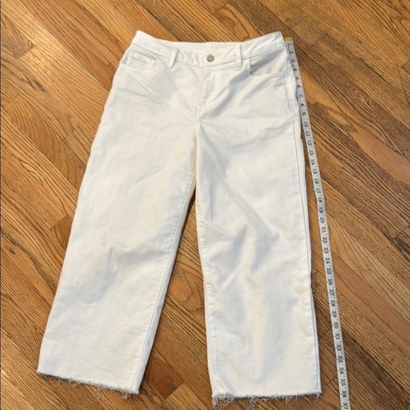 Women's White Wide Legged Jeans size: 10 - Picture 4 of 7